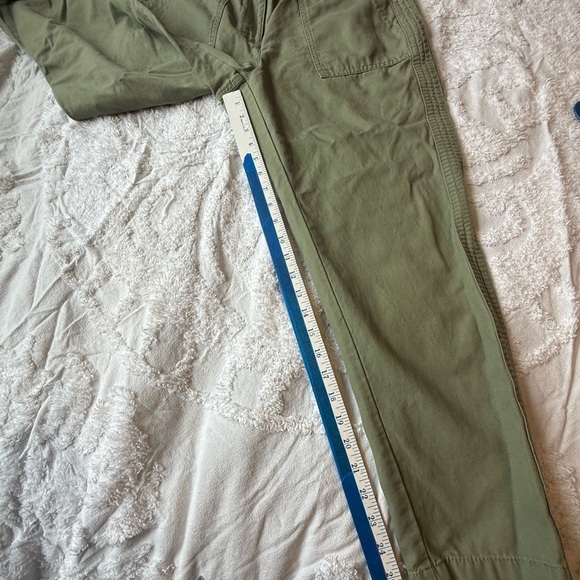 Talbots 10 Slim Cargo Pants Olive Green EUC - Picture 6 of 10